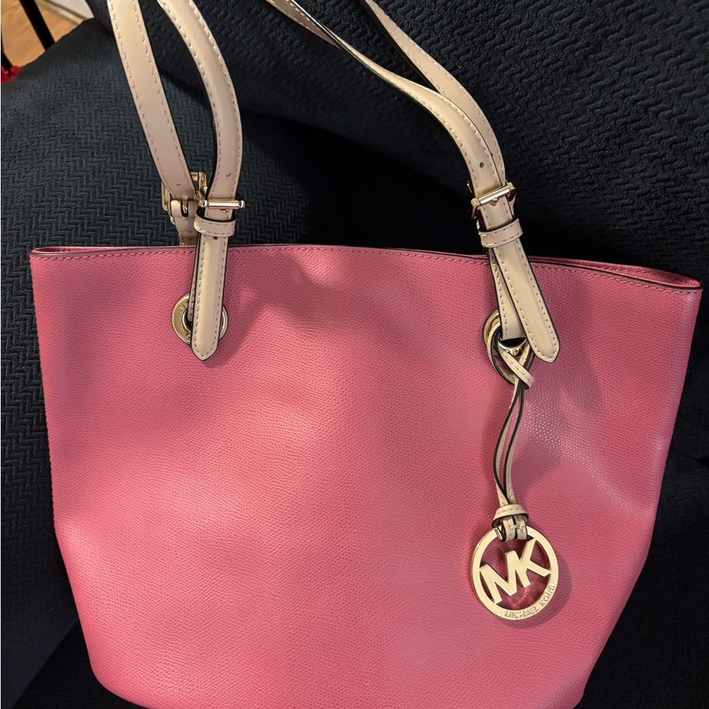 Michael Kors Medium Pink Jetset Tote
